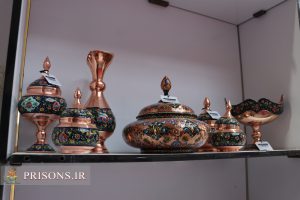 محصولات تولیدی زندانیان قزلحصار در نمایشگاه بنیاد تعاون استان البرز